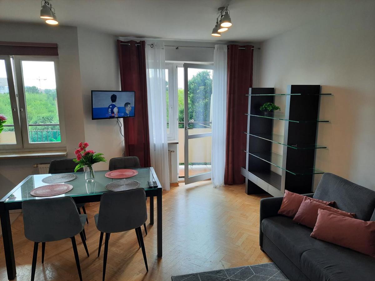 Sloneczny Apartament Bluszczanska Apartamento Varsóvia Exterior foto