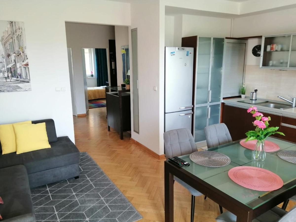 Sloneczny Apartament Bluszczanska Apartamento Varsóvia Exterior foto